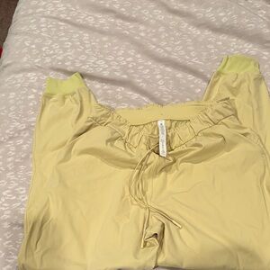 Lululemon Athletica Light Yellow Joggers